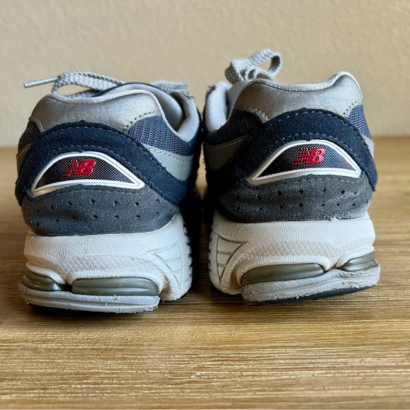 New Balance 2002R Boys Size 5Y W Blue Athletic Running Shoes Sneakers Sleek - Picture 11 of 14